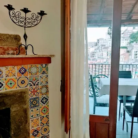 Don Carmelo O'sciality House * Taormina